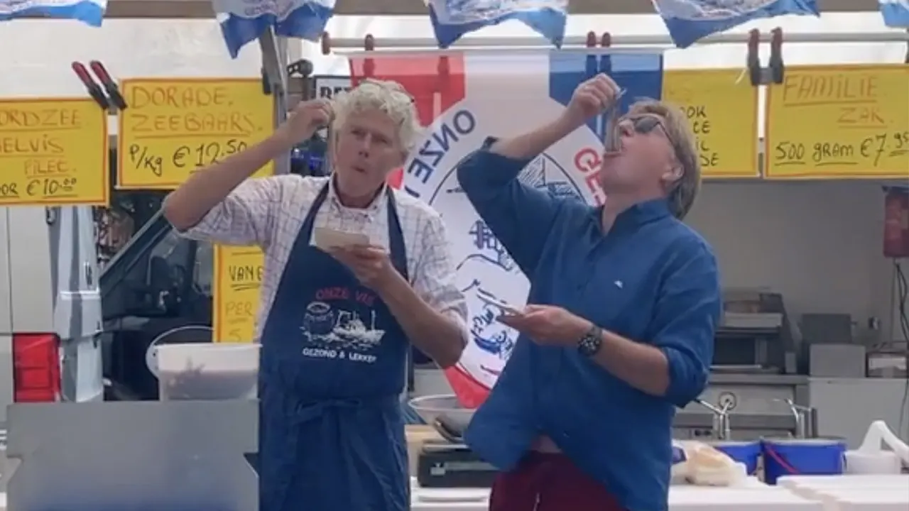 Aad300 steunt lokale ondernemer met schaamteloze promo op zijn Instagram