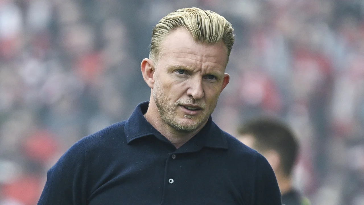 Derby Antwerp - Beerschot bij 4-0 gestaakt wegens vuurwerk