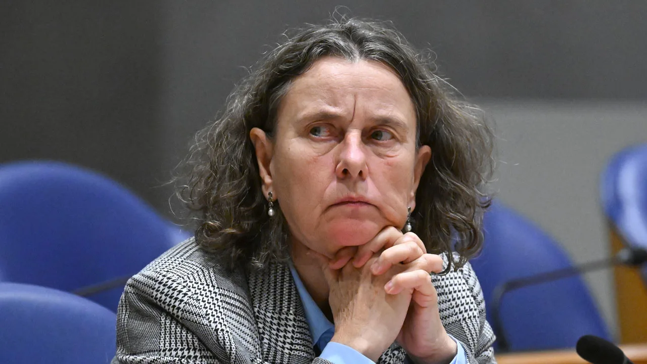 Linkse oppositie zegt vertrouwen op in Marjolein Faber