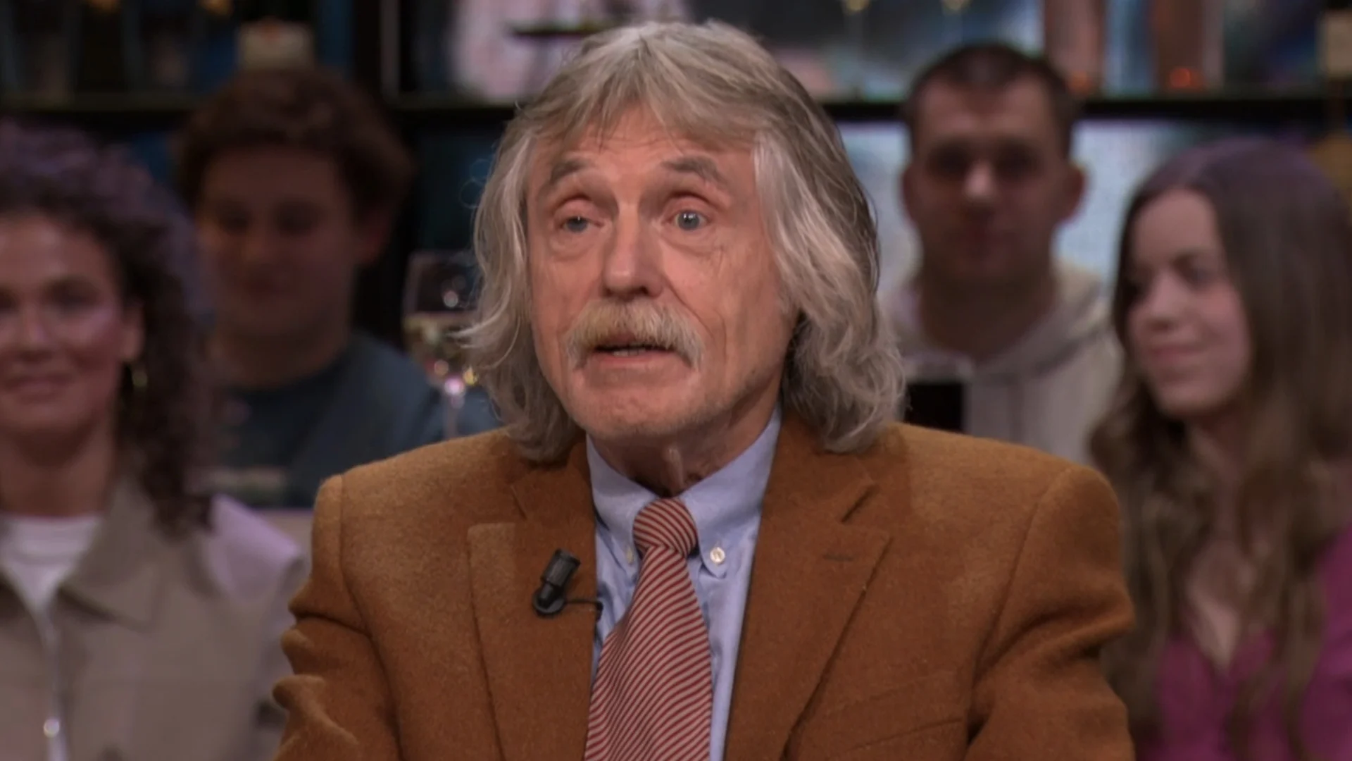 Johan hoort dat Vandaag Inside 'onderbuikshow' wordt genoemd: 'Ik stap naar de rechter!' 