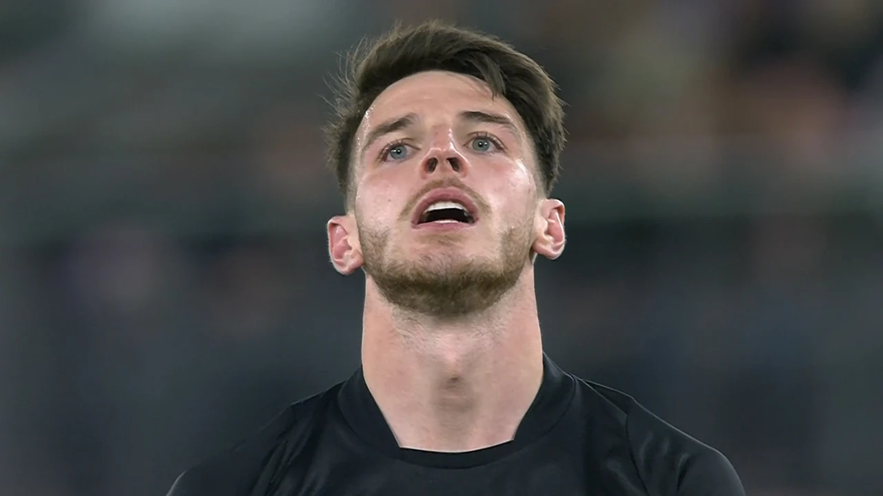 KANS: Doelman Ryan redt afstandsschot van Rice