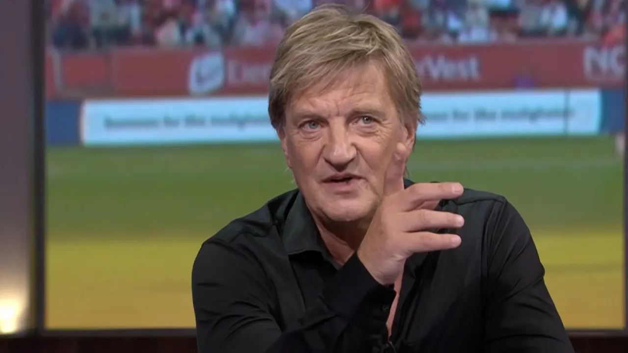 Wim over CL-loting: 'Ik denk dat de poule van Feyenoord relatief makkelijker is dan die van PSV'