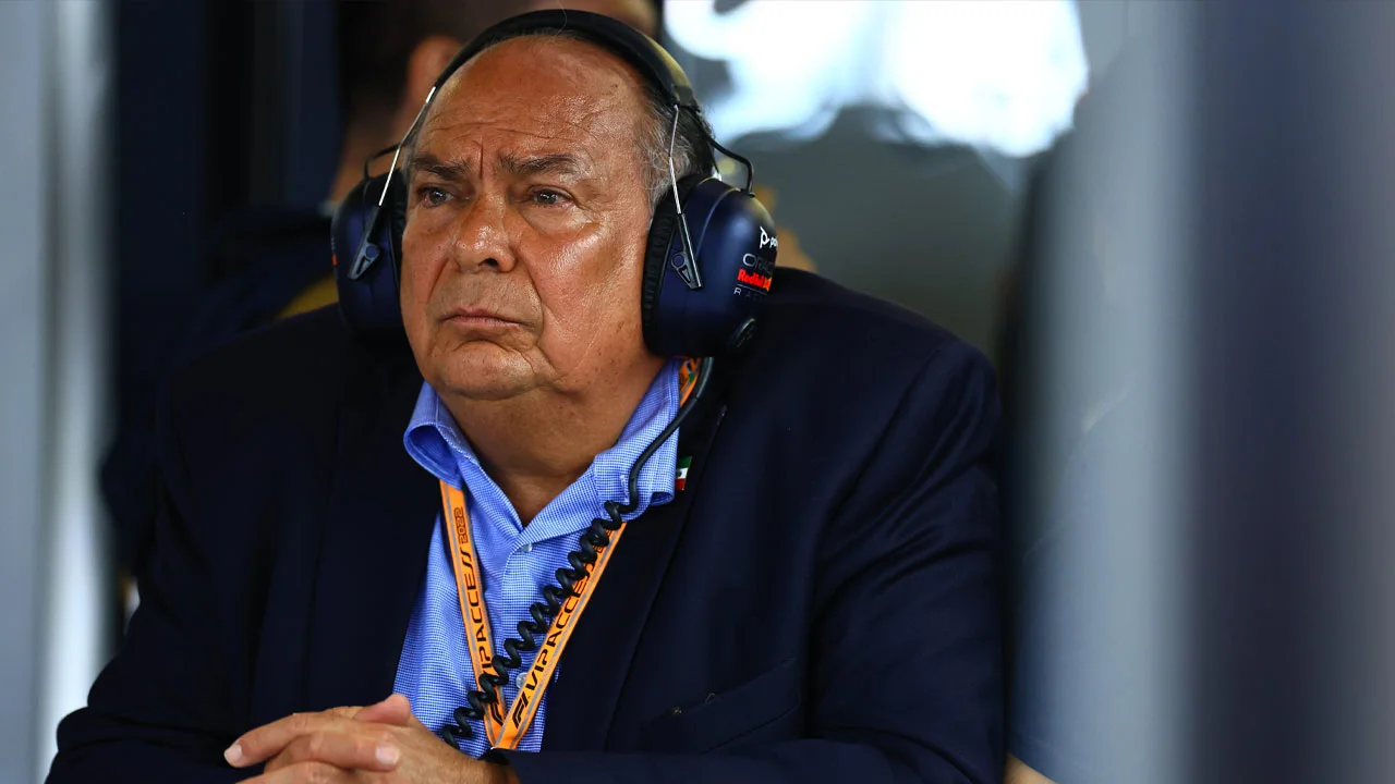 Vader Pérez: ‘Alles bij Red Bull is rondom Verstappen gebouwd’