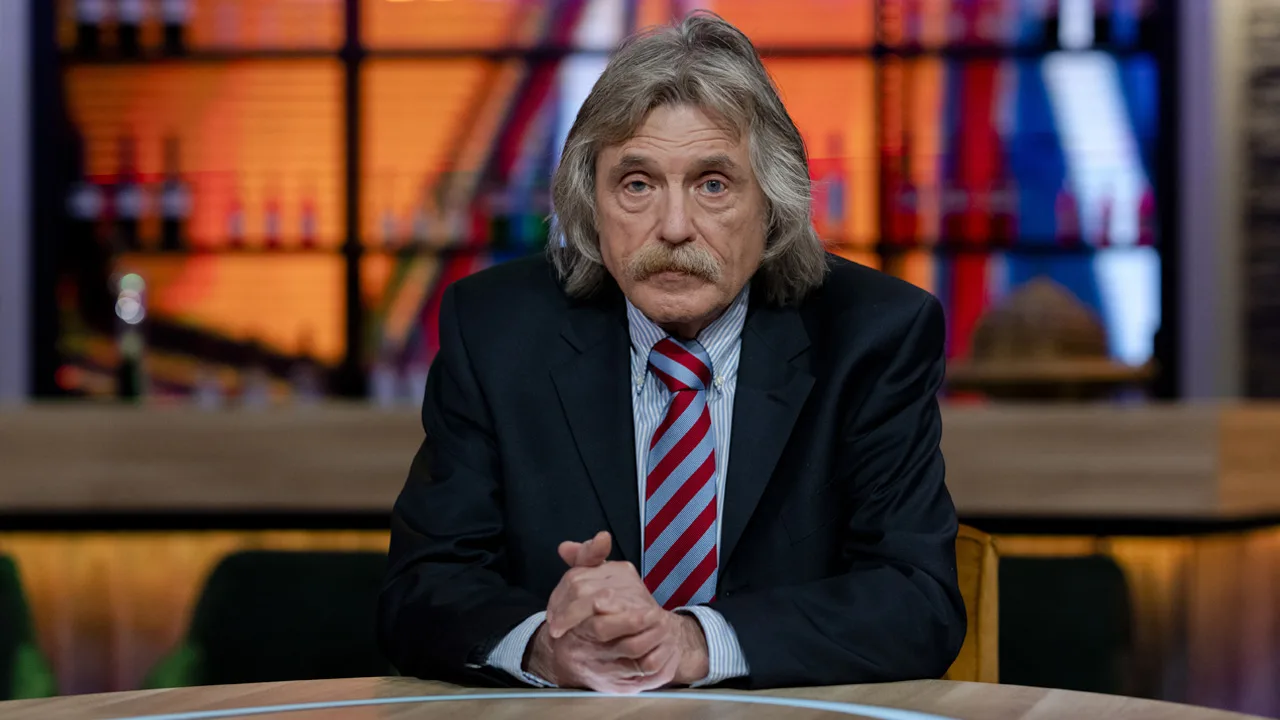 Radiozender Arrow Bluesbox weigert Johan Derksen te laten vallen