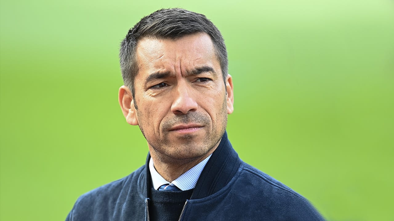 Van Bronckhorst ontslagen bij Rangers FC