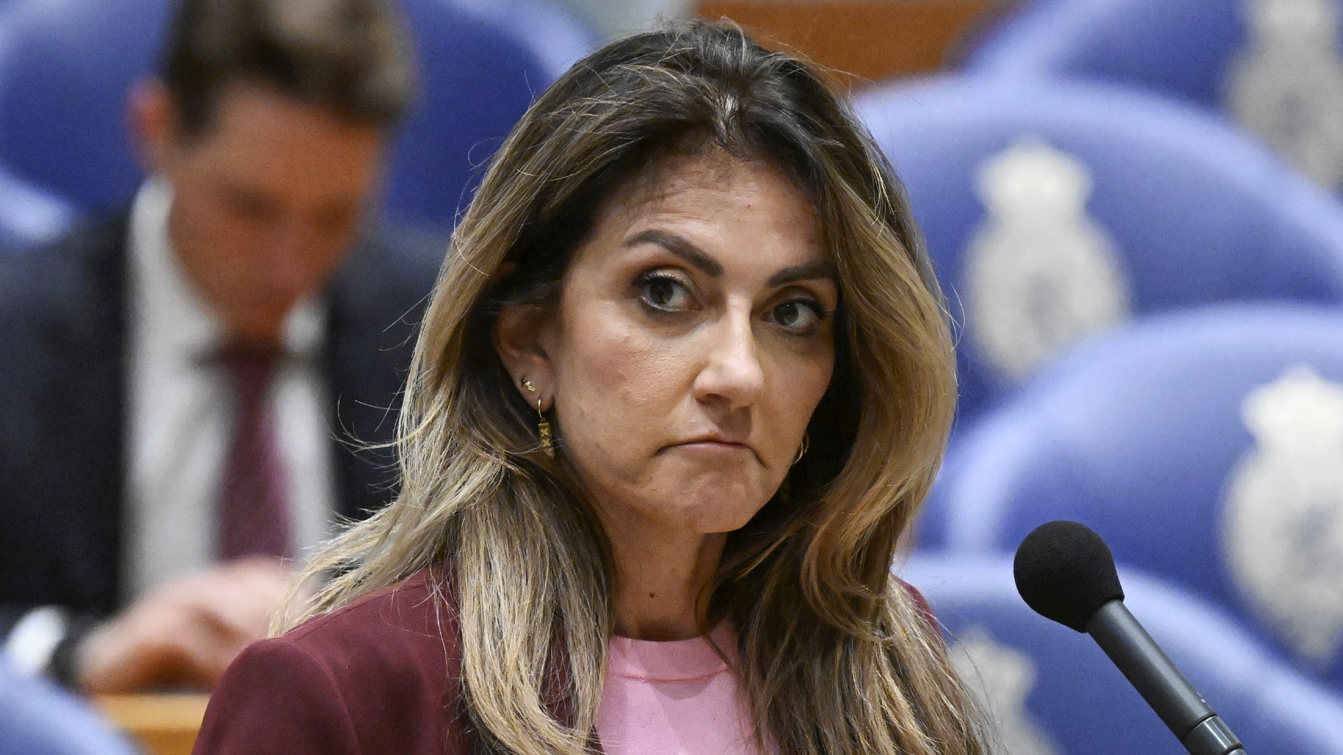 Dilan Yeşilgöz wil asielwetten nog steeds door parlement loodsen