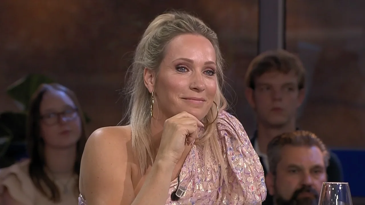 'Nederland heeft een nieuwe talkshowkoningin, en dat binnen 6 weken!' 