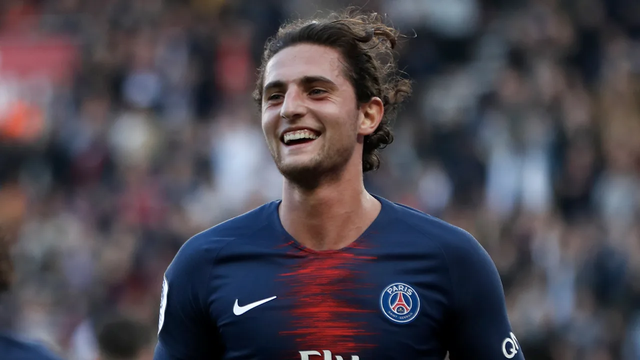 Rabiot in Turijn voor contract bij Juventus