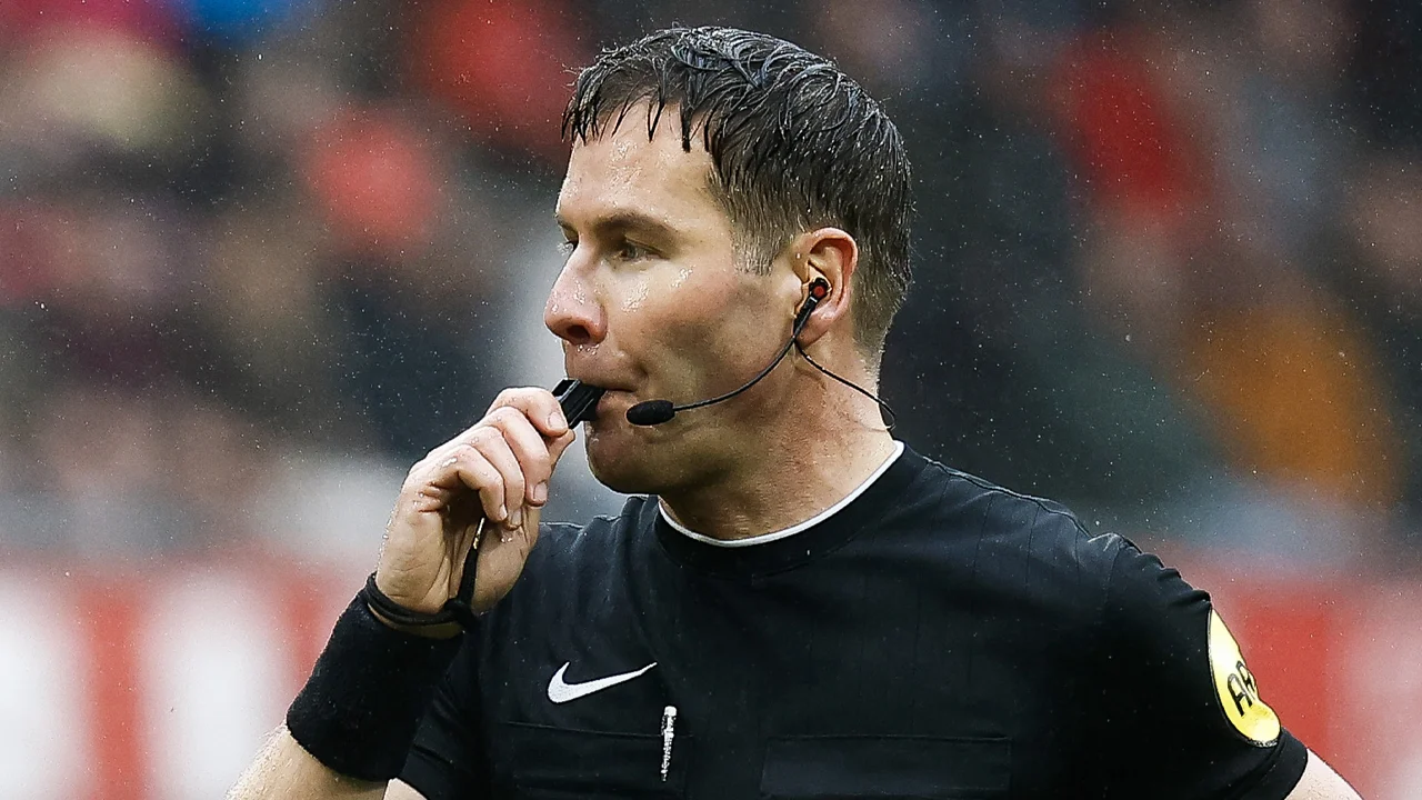 Danny Makkelie leidt bekerfinale tussen AZ en NEC