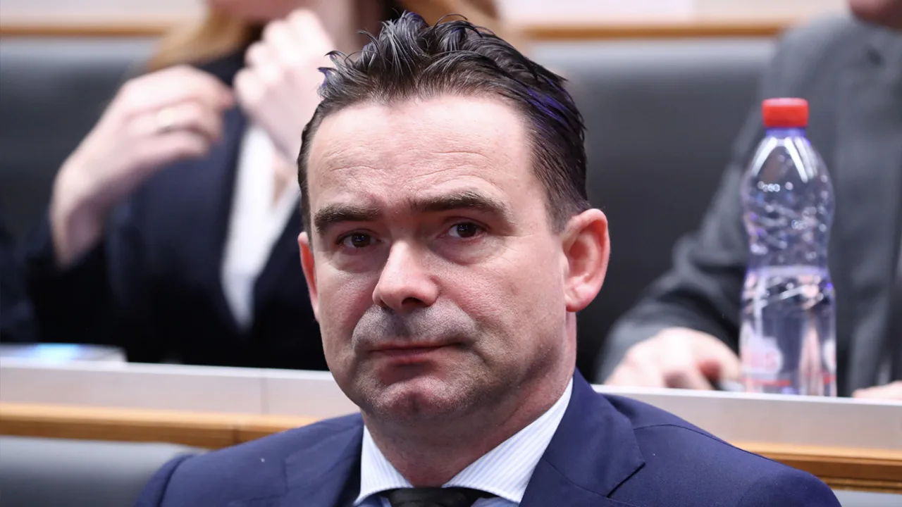 Overmars staat achter pleidooi om Eredivisie te stoppen: 'Zou het zo weer doen'