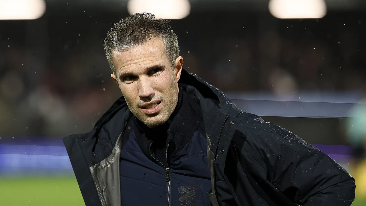 Clubicoon sc Heerenveen laat zich uit: 'Van Persie is niet beter dan het spelersmateriaal'