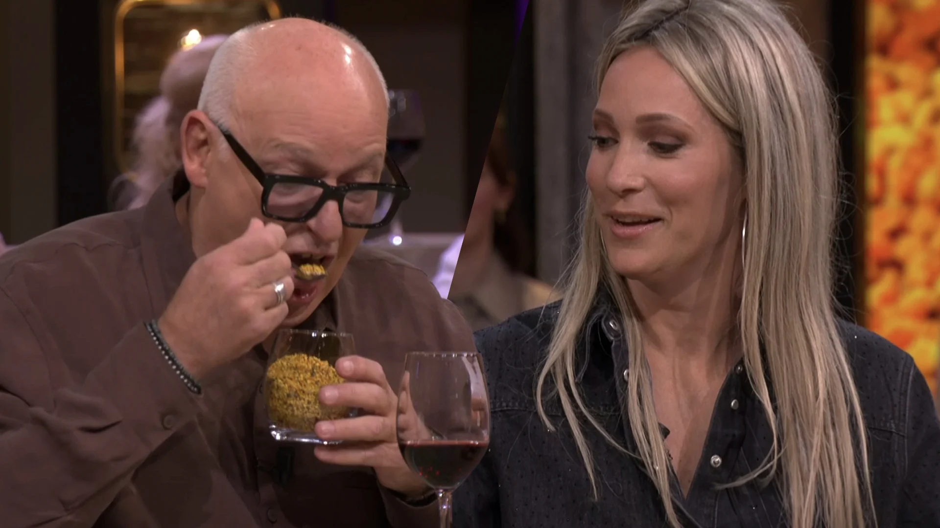 René probeert borstvergrotingsmethode: 'Misschien krijg ik wel een grotere lul!'