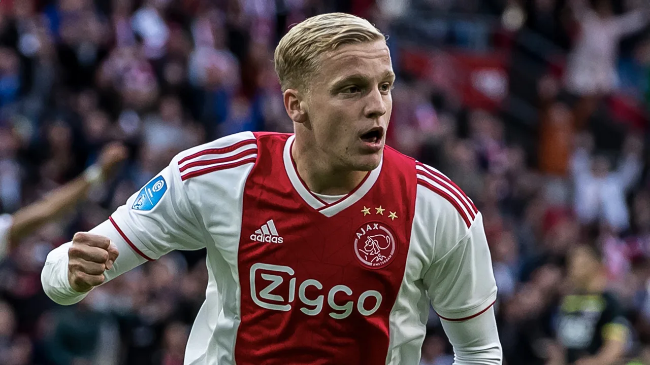 'Real Madrid wil bezuinigen; transfer Van de Beek voorlopig van de baan'