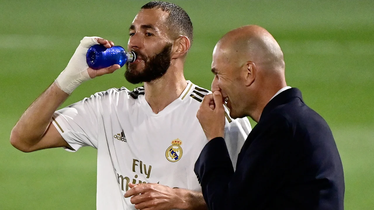 Zidane ergert zich aan vragen over arbitrage: 'Het was een verdiende overwinning'