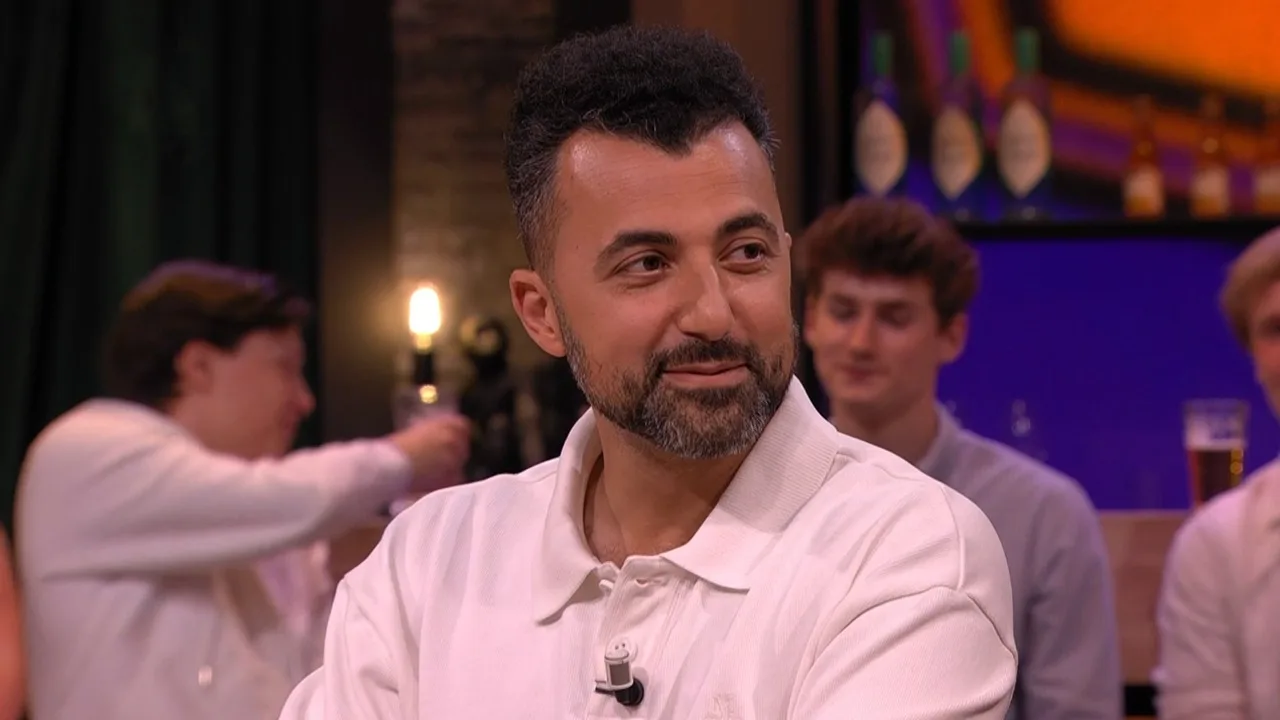 Aflevering Vandaag Inside met Özcan Akyol, dinsdag 17 mei 2022