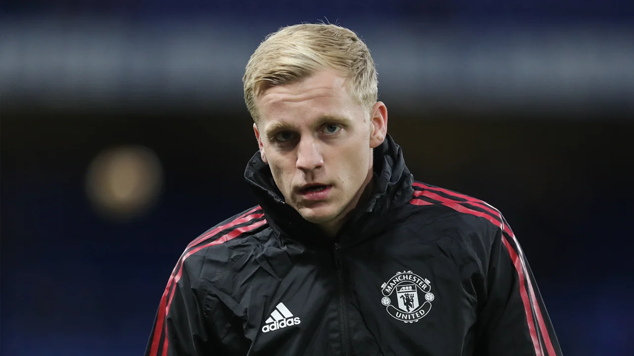 ‘Ik denk dat Van de Beek ook bij Everton problemen gaat krijgen’