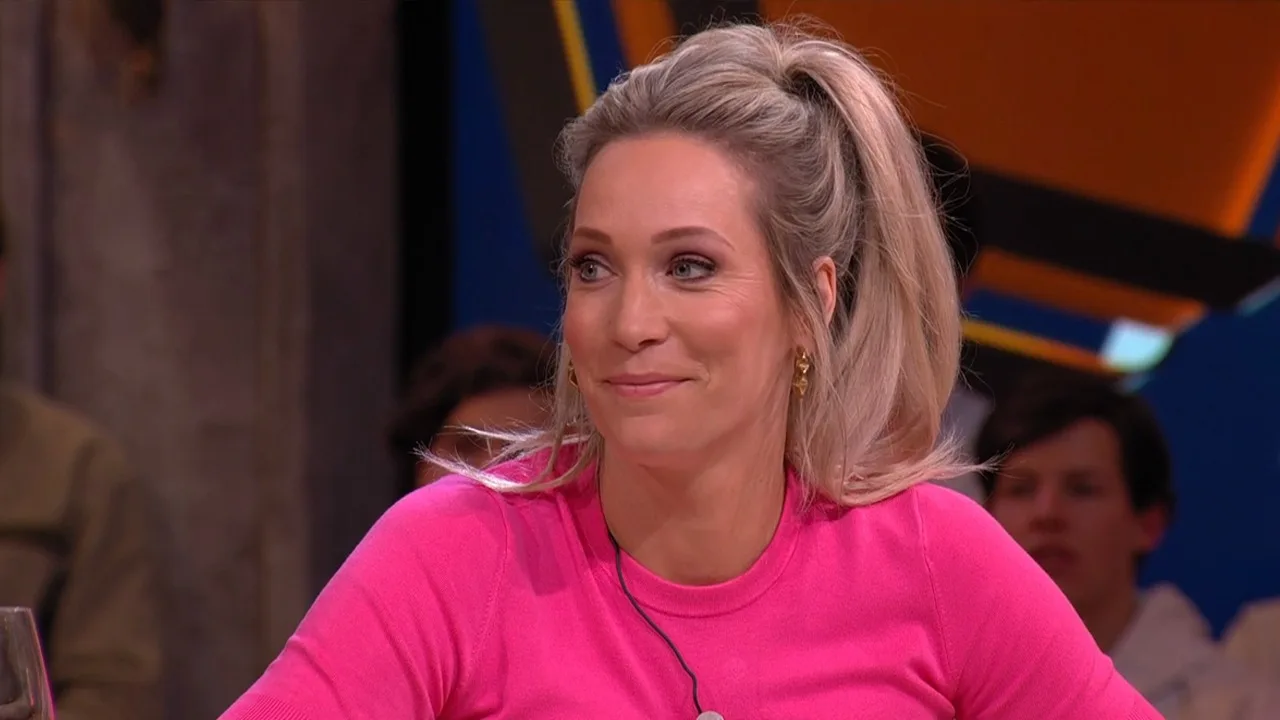 Aflevering Vandaag Inside met Hélène Hendriks, vrijdag 15 april 2022