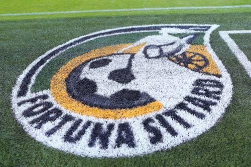 Fortuna huurt Carbonell Vallés van Valencia