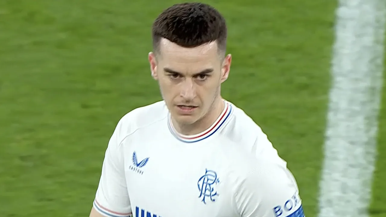 VIDEOGOAL: Benfica - Rangers FC 0-1 (Lawrence)