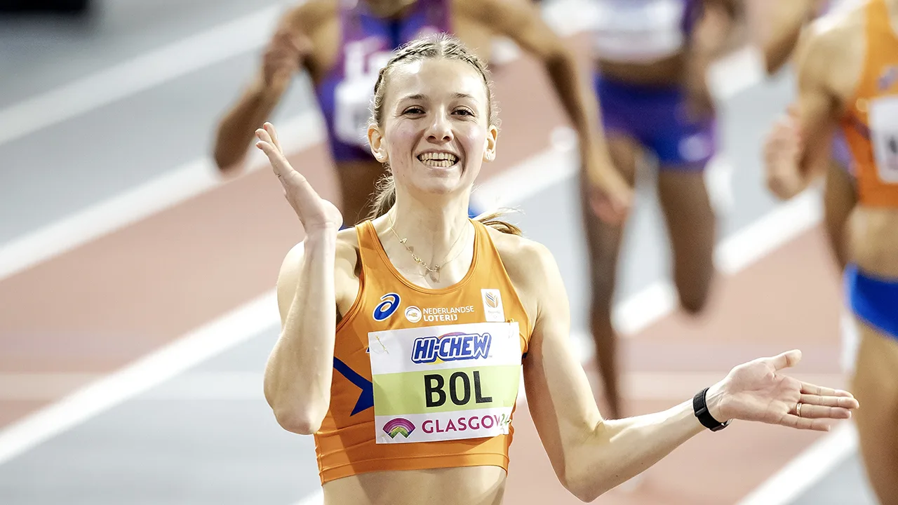 Bol snelt naar WK-goud op 400 meter in wereldrecord