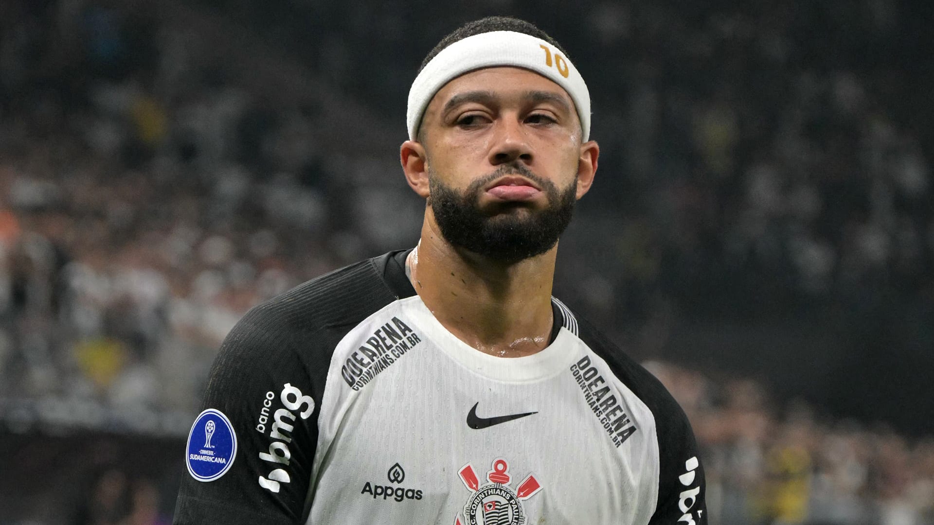 Memphis Depay ontbreekt opnieuw bij Corinthians vanwege blessureklachten
