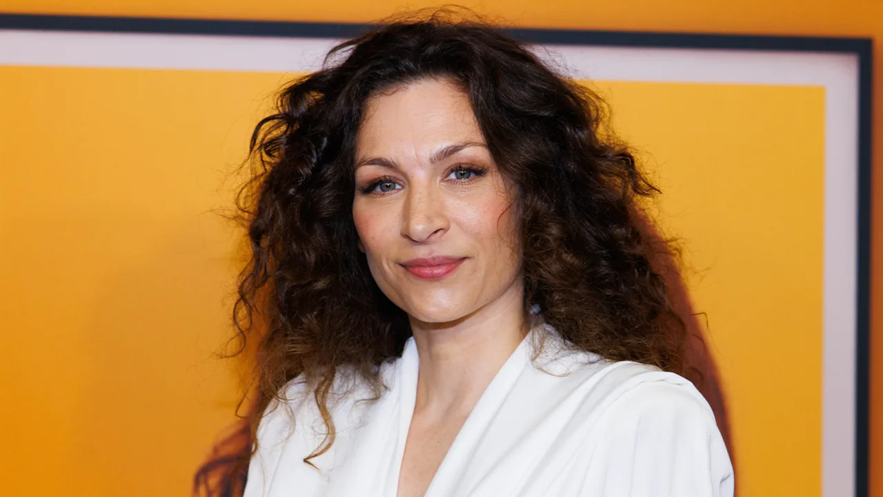 'Schrijnende foto's' van 'dakloze' actrice Eva van de Wijdeven gepubliceerd