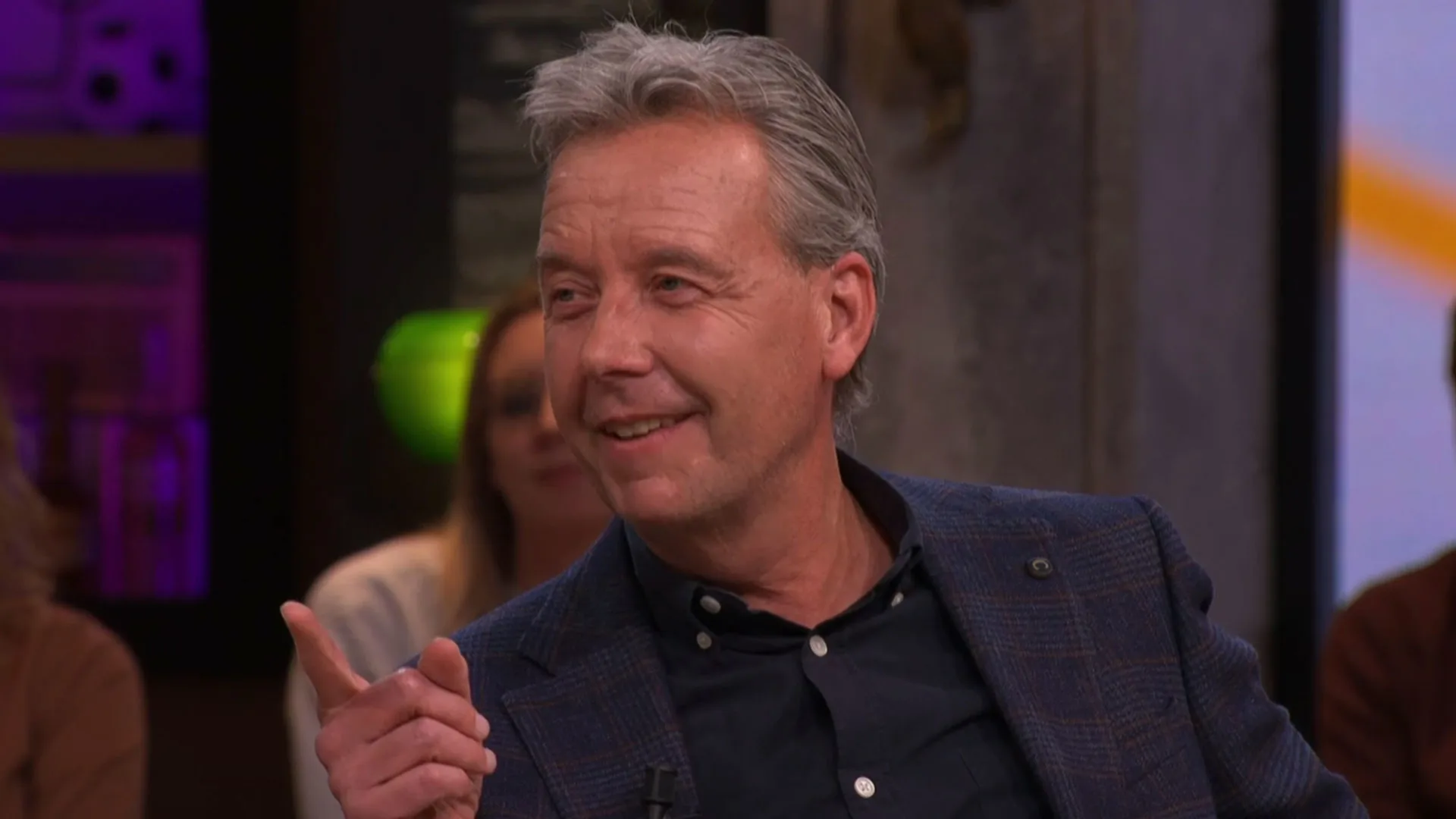 Aflevering Vandaag Inside met Valentijn Driessen, maandag 9 maart 2026