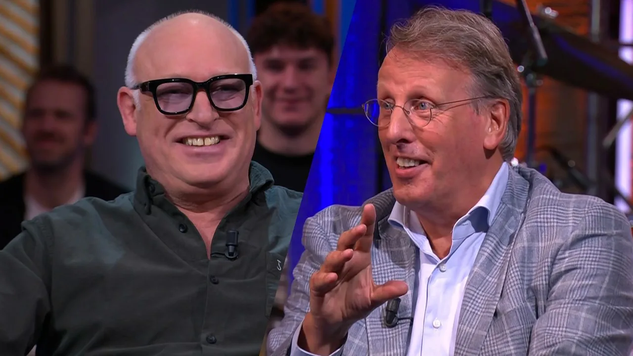 René onderbreekt verhaal van Chris over bitcoins: 'Neuk jij nog wel, Chris?'