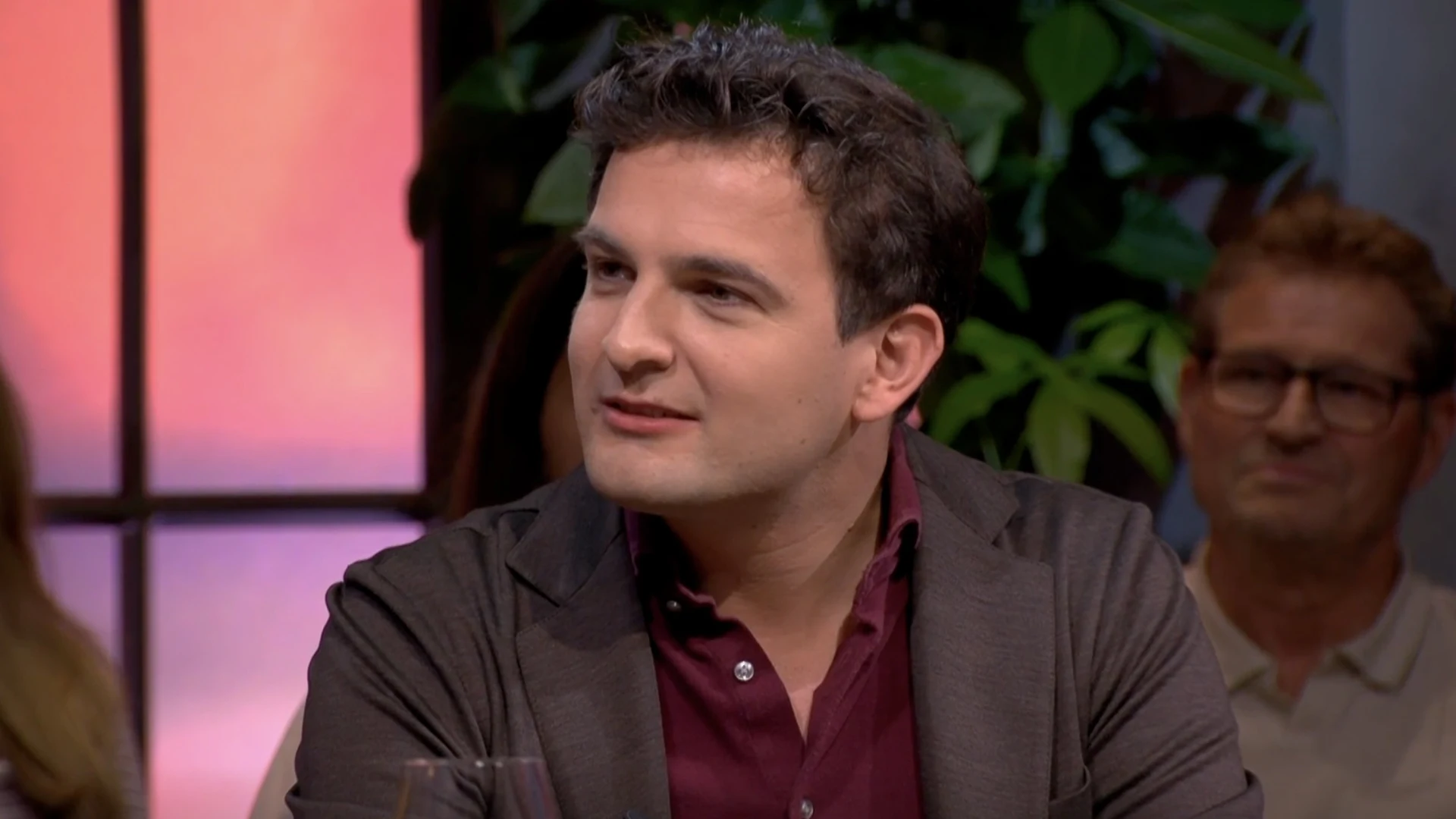 Rob Goossens onthult: 'Deze presentatrice vindt het écht heel vervelend om kritiek te krijgen'