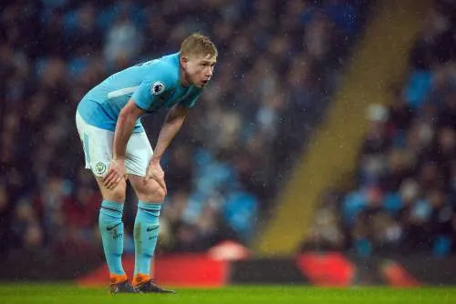 De Bruyne voorlopig weer langs de kant