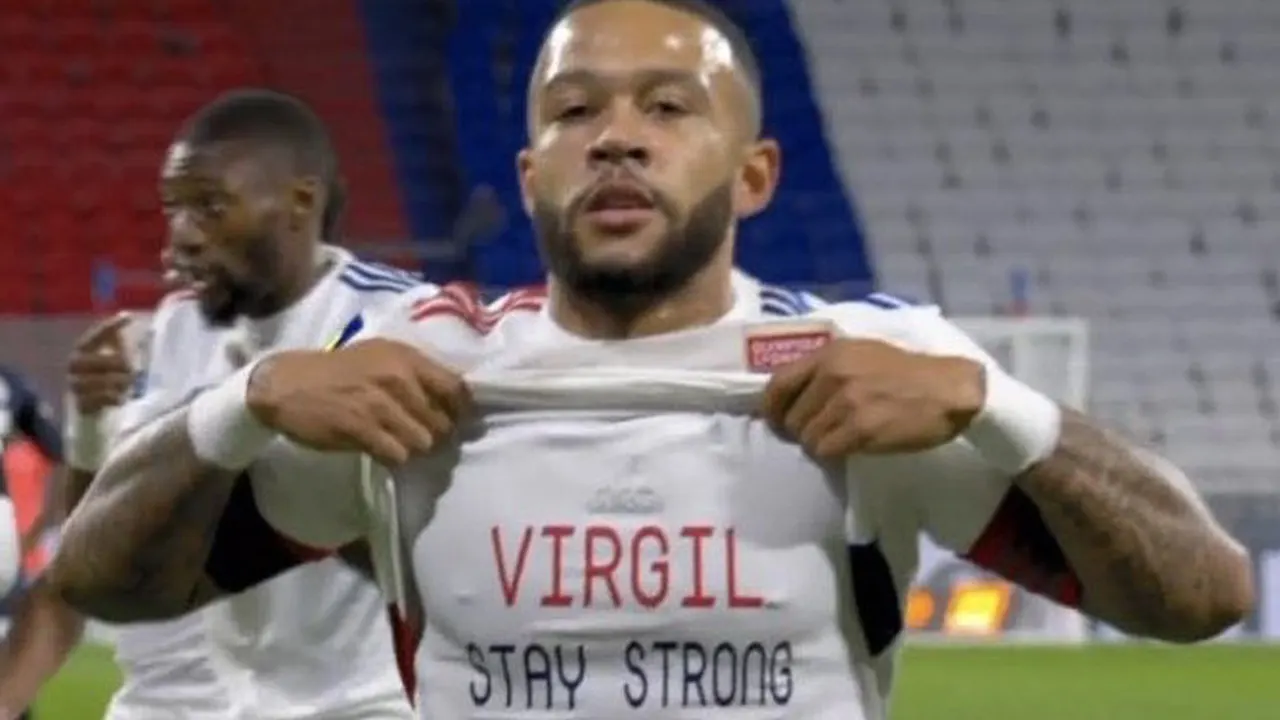 Memphis scoort en steekt Van Dijk hart onder de riem