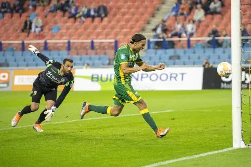 El Khayati helpt ADO naast Vitesse