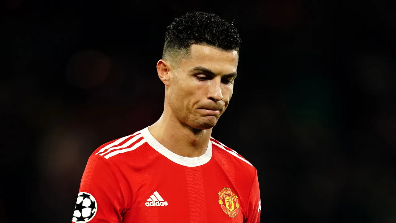 Ronaldo bedankt fans Liverpool en ManUnited voor steunbetuiging op Anfield