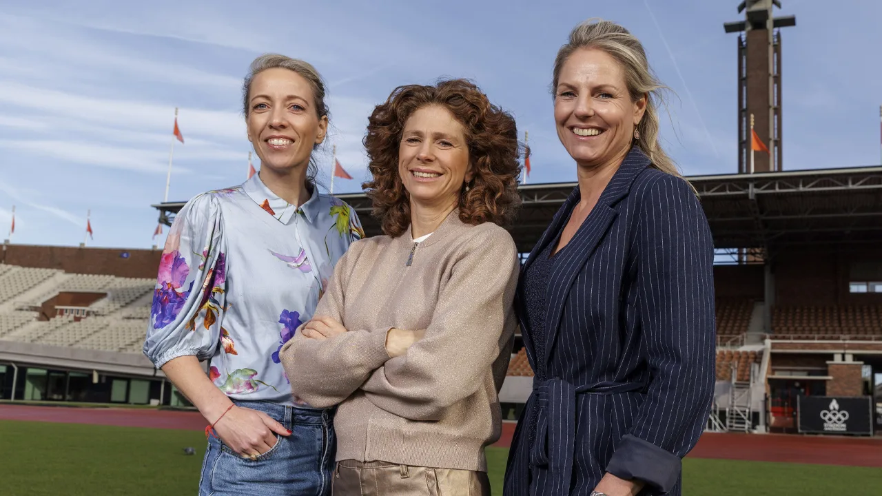 Clubs mogen straks ook alleen professioneel vrouwenvoetbal spelen