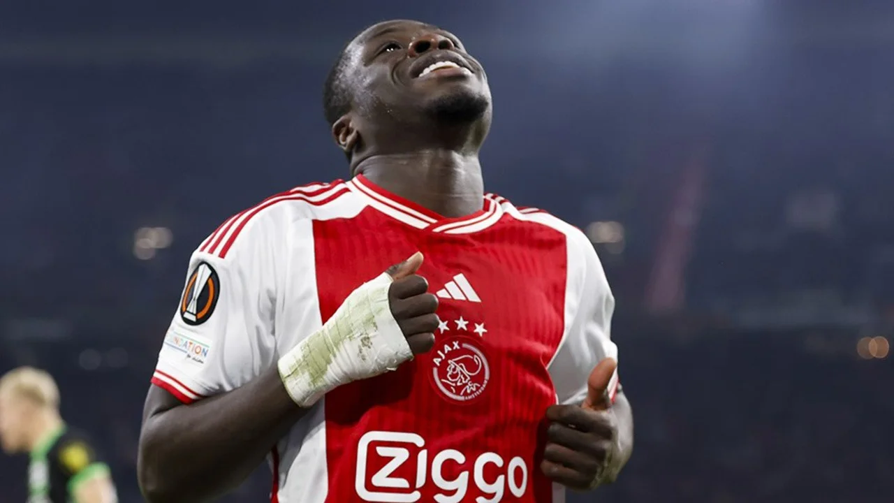 SAMENVATTING: Ajax – Brighton & Hove Albion (Groepsfase Europa League)