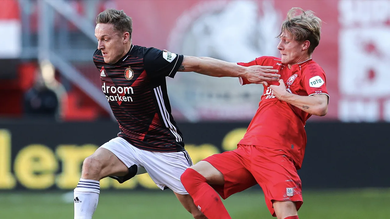 Slordig Feyenoord komt goed weg met gelijkspel bij FC Twente