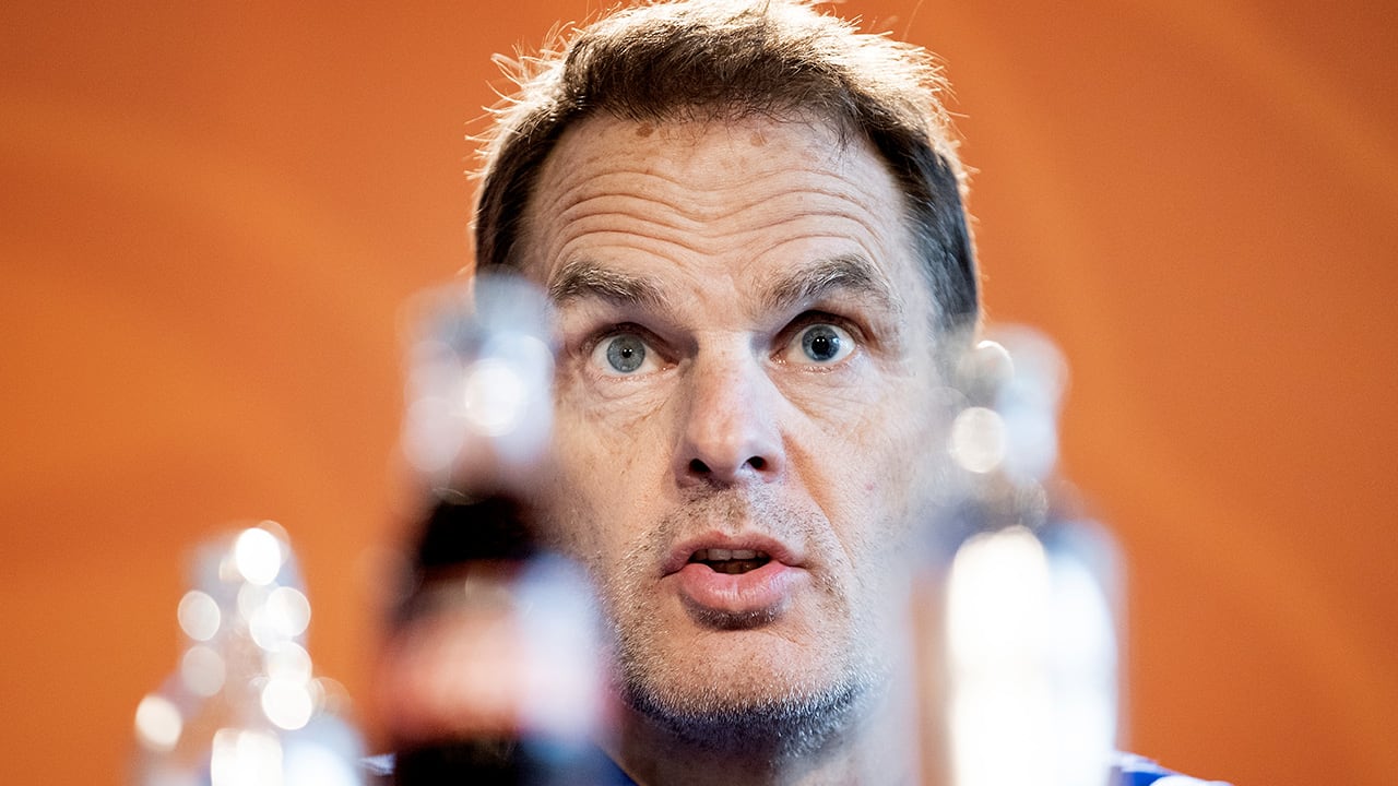 De Boer zag problematiek Qatar met eigen ogen: 'Werkster kreeg paspoort terug met blauwe ogen'