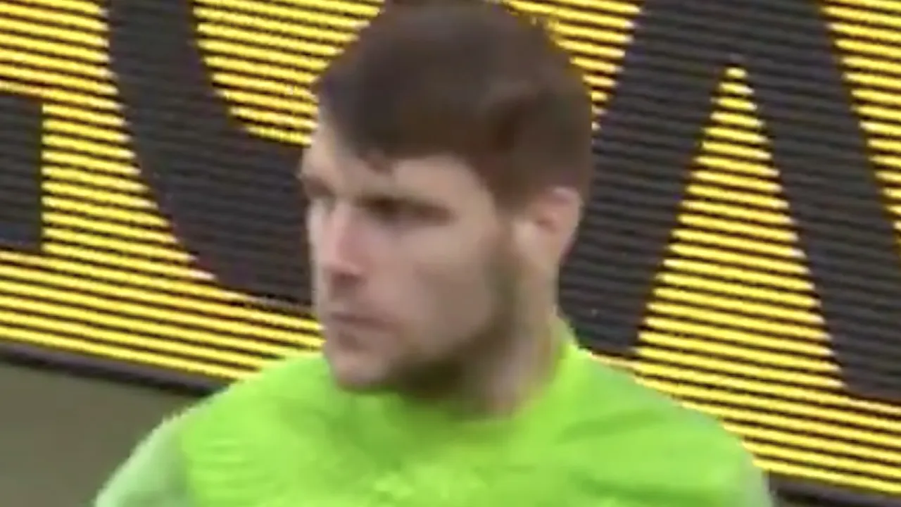 VIDEO: Utrecht-doelman Paes maakt indruk met driedubbele redding tegen Ajax