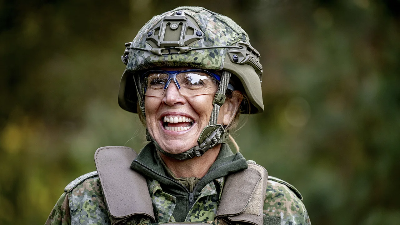 Koningin Máxima wordt parttime militair bij Defensie
