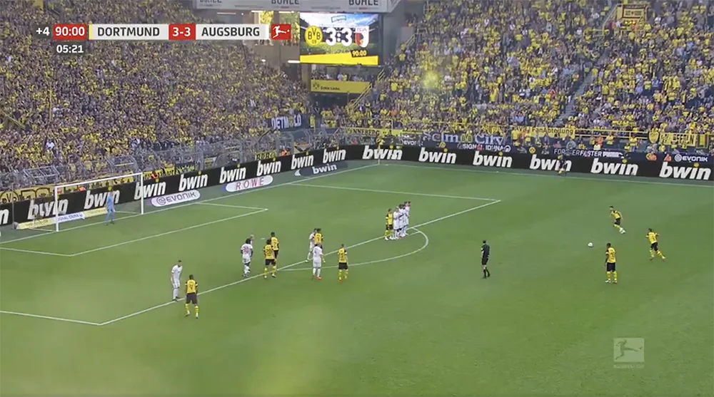 Paco Alcácer valt in bij 0-1 achterstand, scoort 3 keer en maakt winnende in slotminuut