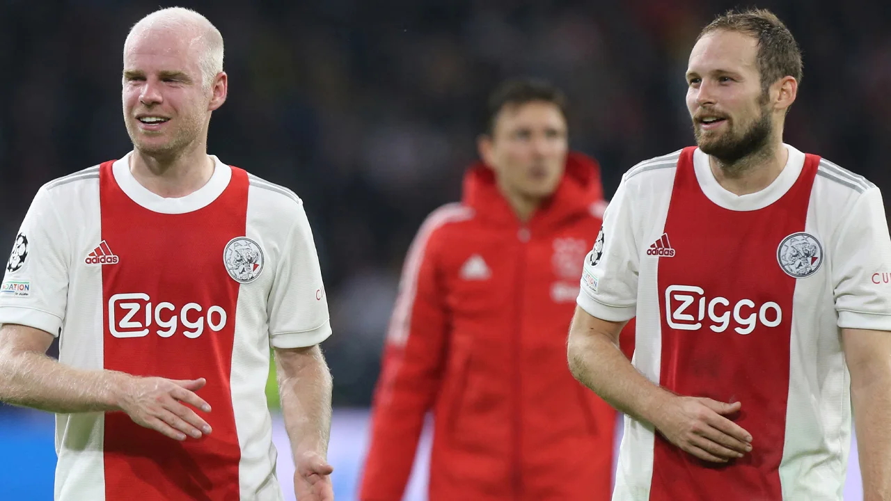 KNVB houdt profvoetballers die meedoen aan cryptospel in de gaten