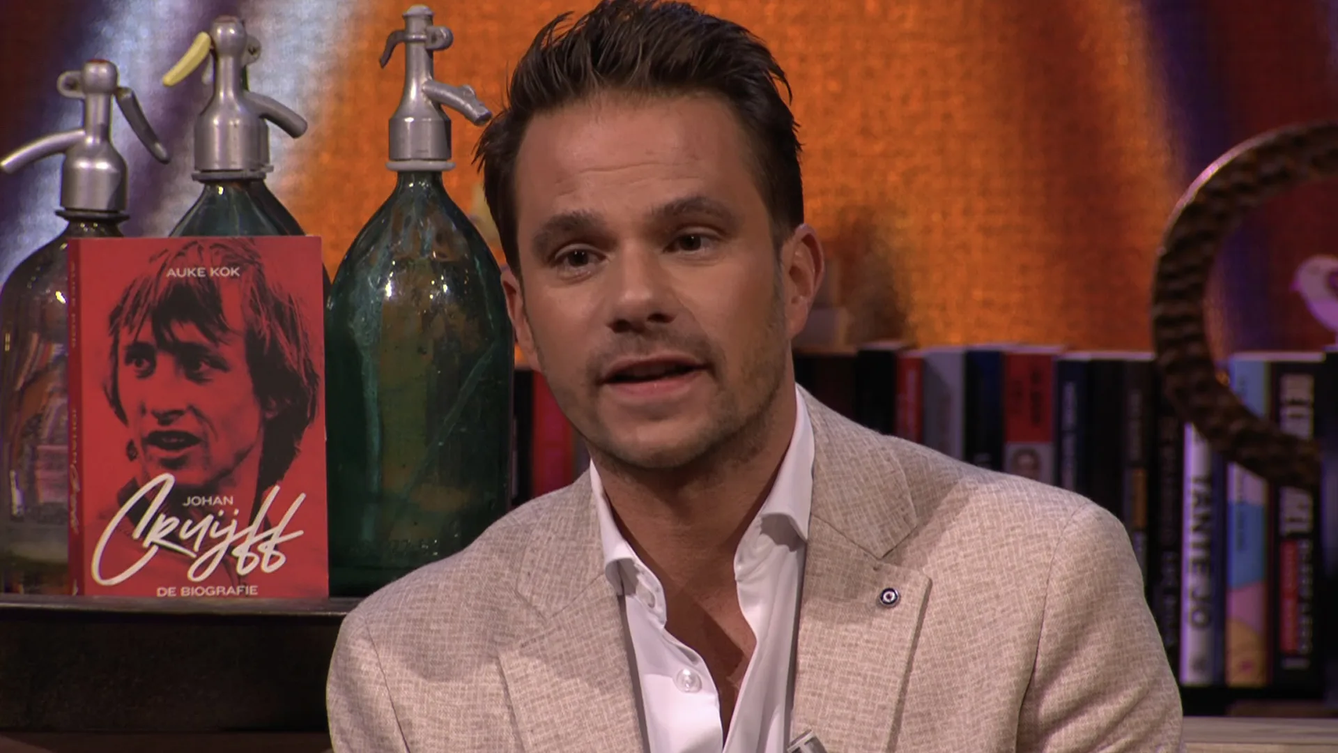 Aran Bade reageert direct op verwarrende beelden: ‘Dit is absoluut niet Ronnie Flex!’