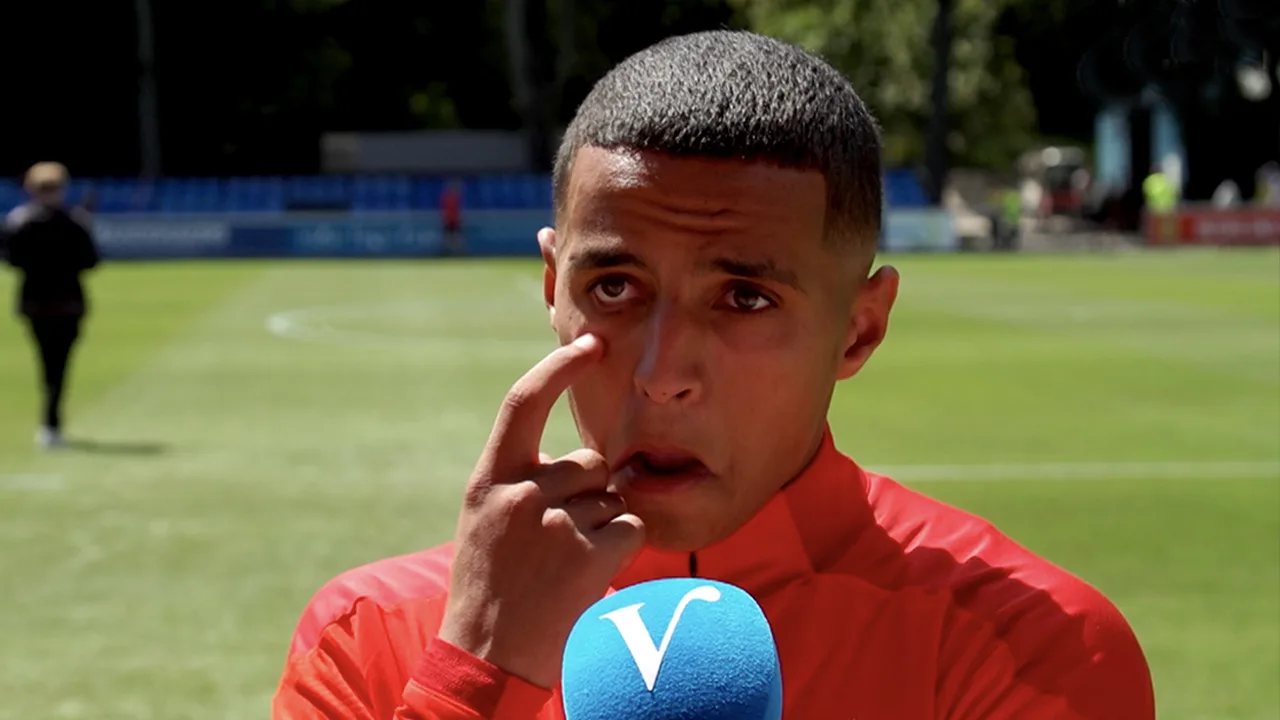 Ihattaren probeert verslaggever in de maling te nemen