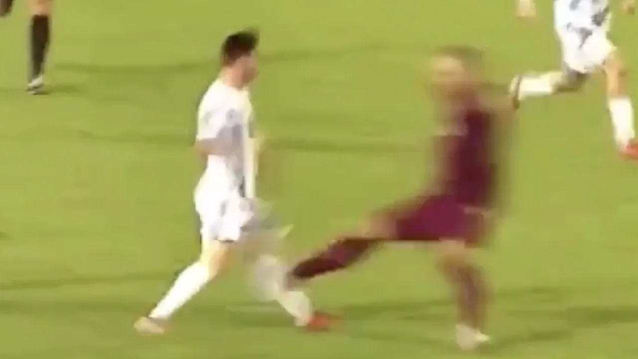 VIDEO: Messi ontloopt horrorblessure na snoeiharde tackle