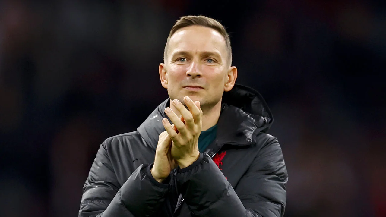 'Manchester City wil Pepijn Lijnders toevoegen aan trainersstaf' 