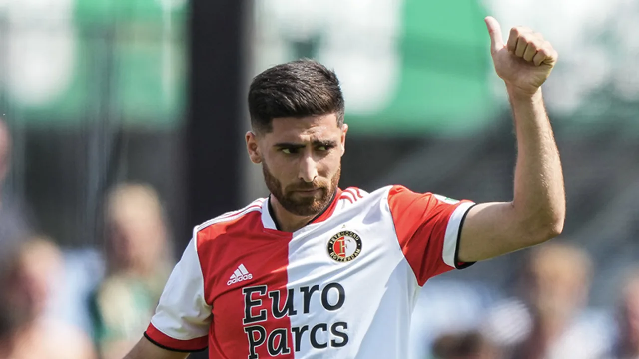 Jahanbakhsh maakt tegen FC Drita officieel debuut voor Feyenoord