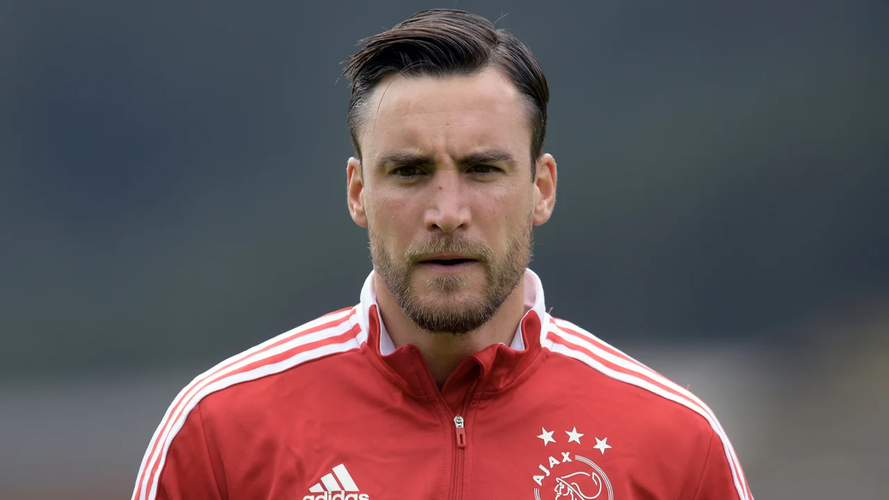 The Athletic: 'West Ham United niet geïnteresseerd in Ajax-linksback Tagliafico'