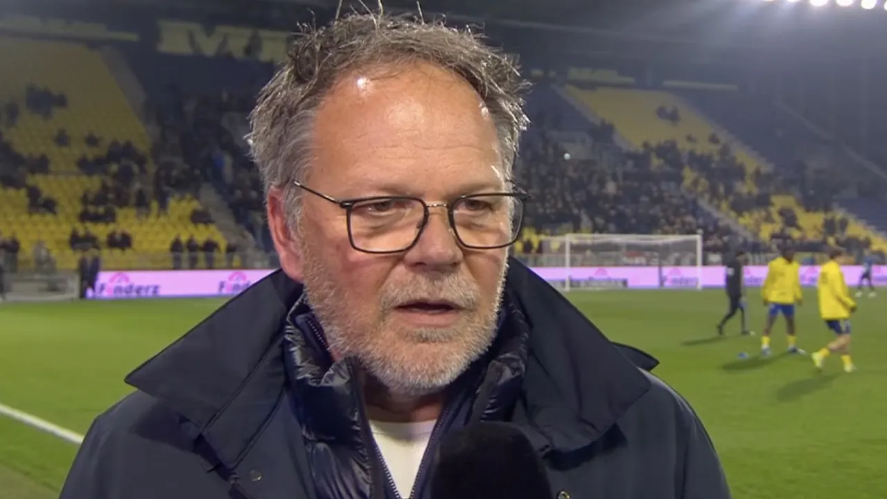 Henk de Jong parkeert contractonderhandelingen met Cambuur: 'Mijn vrouw is ziek'