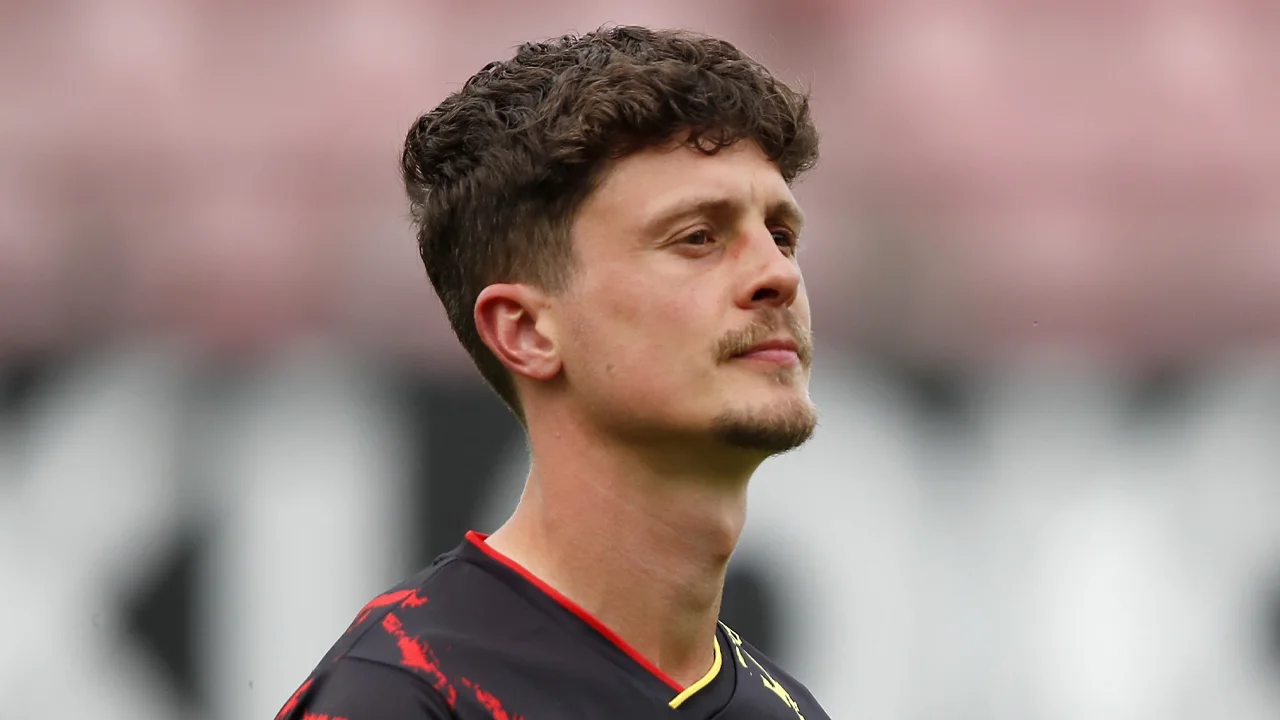 Bas Kuipers tekent contract voor vier jaar bij FC Twente