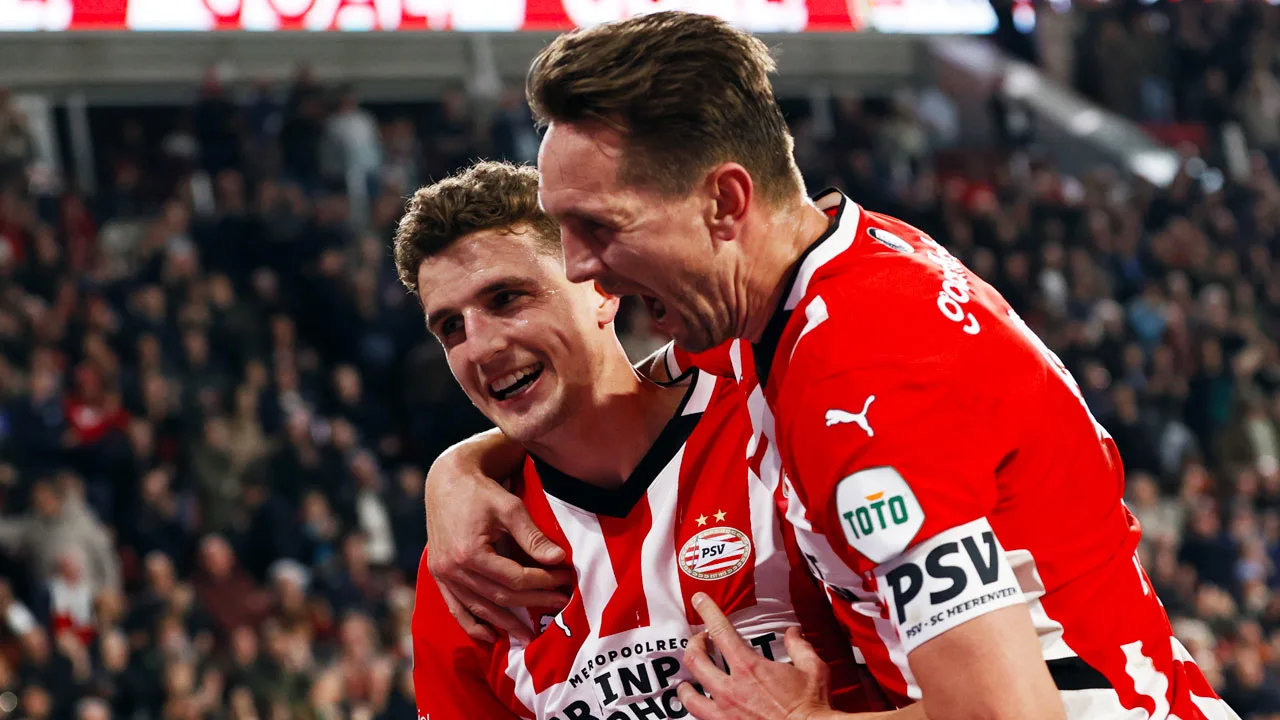 PSV beëindigt slechte reeks met thuiszege op Heerenveen